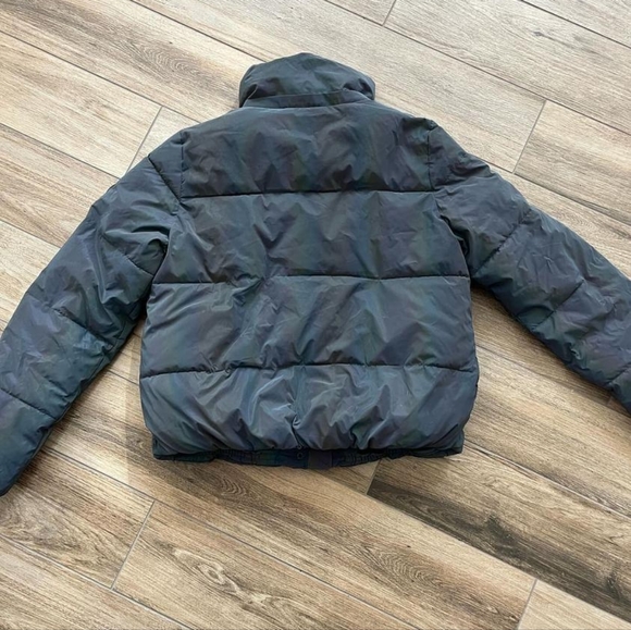 DKNY Charcoal Grey Iridescent Puffer Jacket- Size: Small - Picture 5 of 5